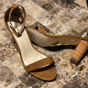 New Brown suede heel shoes